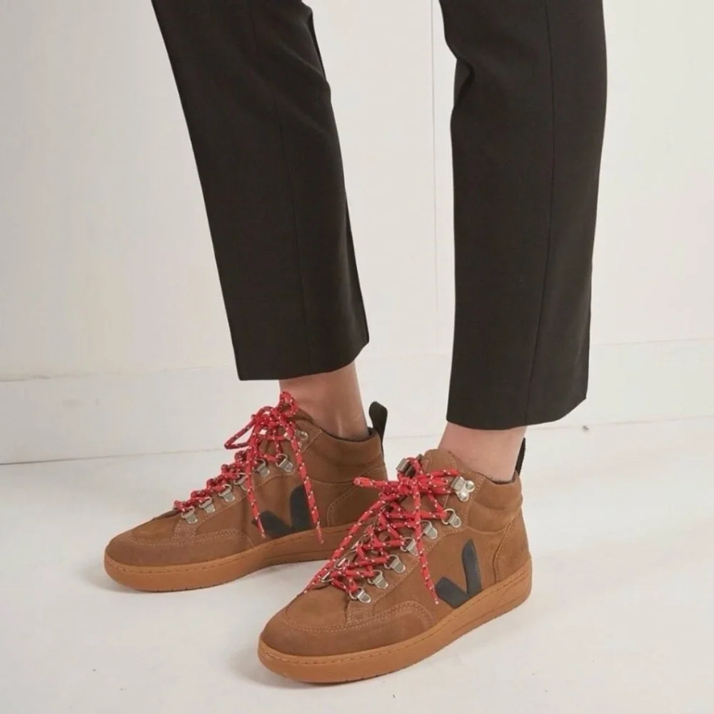 Veja Roraima Suede Sneaker, Brown /‎ Black